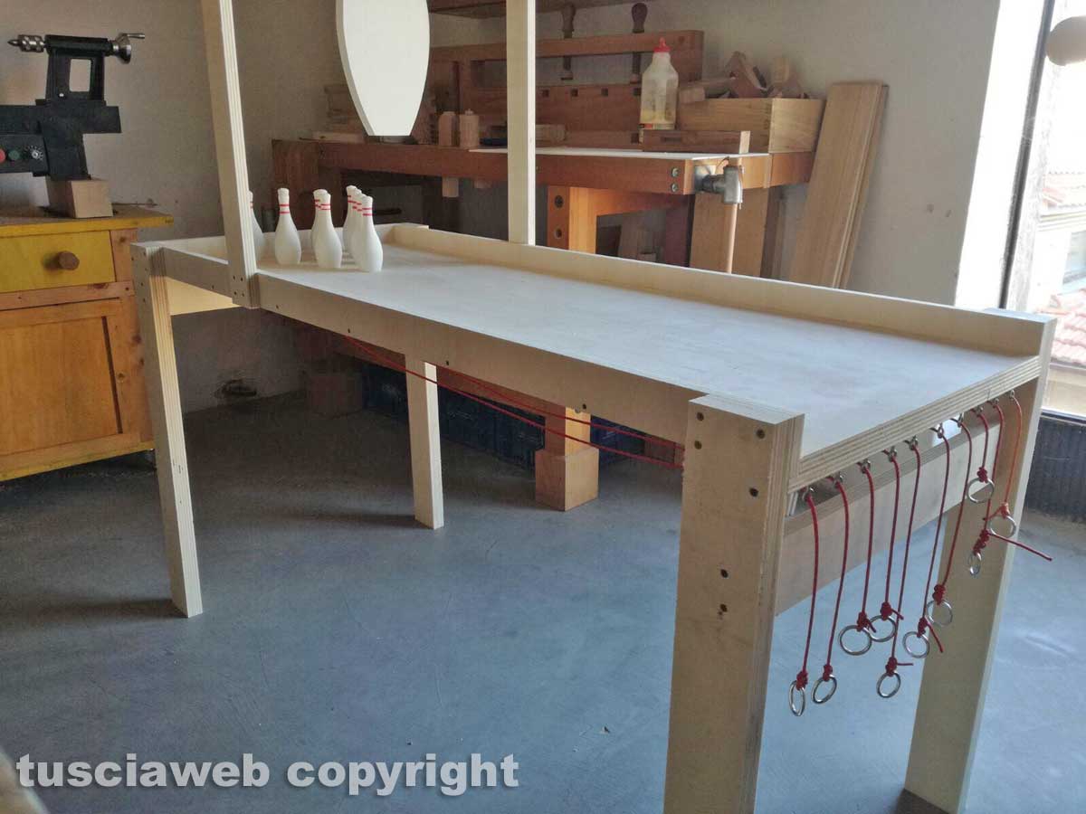 giocattoli di una volta in legno