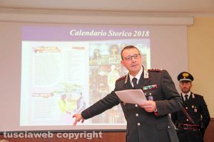 Il comandante Giuseppe Palma presenta il calendario 2018 dell'Arma dei carabinieri