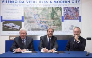 La firma della convenzione