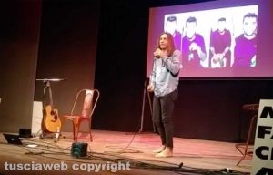 Giuseppe Povia al teatro Caffeina