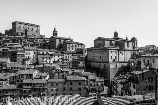 Soriano nel Cimino in bianco e nero