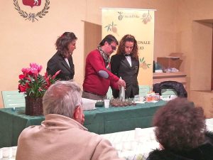 Canino - I ragazzi dell'Ipsoa preparano il dessert Novelli