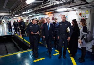 Gentiloni in visita alla nave Etna