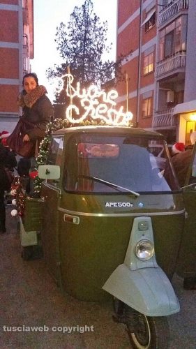 Viterbo - Il coro itinerante dei bambini della parrocchia dei santi Valentino e Ilario 