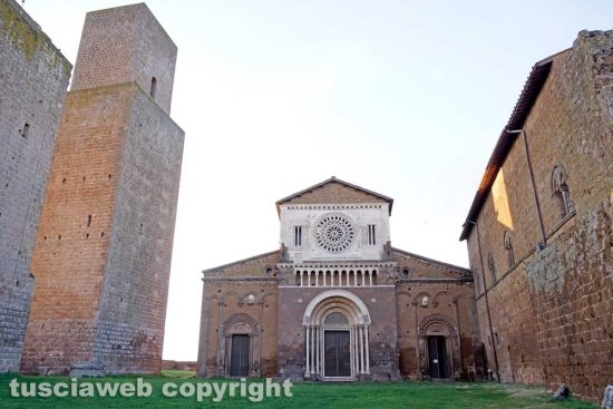 Tuscania - Basilica di San Pietro