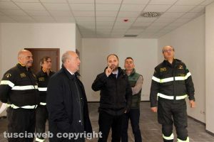 Il comandante Paduano e il prefetto Bruno con il direttore del cantiere Paolo Pontuale