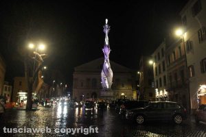 Fiore del cielo a piazza del Teatro