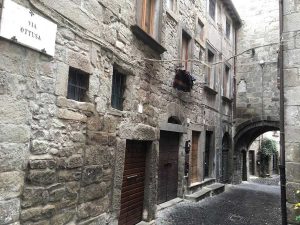 Viterbo - Via Ottusa