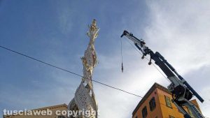 Viterbo - Fiore del Cielo a piazza Verdi - Lo smontaggio