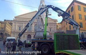Viterbo - Fiore del Cielo a piazza Verdi - Lo smontaggio