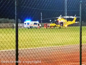 Montalto di Castro - Uomo si taglia il braccio con una motosega - L'intervento dell'ambulanza e dell'elisoccorso