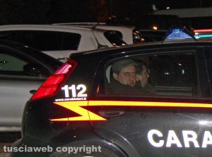 Viterbo - L'operazione dei carabinieri Birretta - Gli indagati portati in caserma