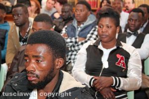 Viterbo - I migranti che hanno partecipato all'iniziativa della Splendid