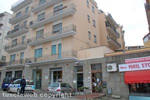 Viterbo - Via della Caserma - Il palazzo andato a fuoco
