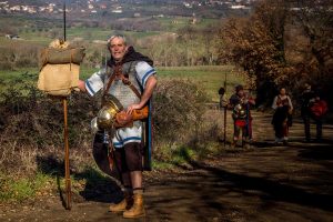 Viterbo - I legionari romani di Sarcinas Ferentes lungo la Cassia