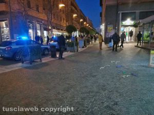 Viterbo - Botte in via Marconi - L'intervento della polizia - Foto Paolo Cappelli