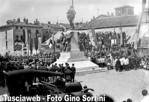 1925 - Inaugurazione del monumento ai caduti - Foto Gino Sorrini