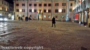 Viterbo - Piazza del Comune dopo il Carnevale