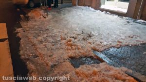 Cura di Vetralla - Piazza Santa Maria del Soccorso con ghiaccio e neve