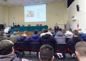 Gli infoteam della scuola sottufficiali nelle scuole viterbesi