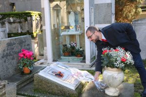 Viterbo - Andrea Egidi omaggia Oreste Massolo