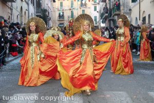 Ronciglione - Carnevale 2018 - Sfilano carri e maschere