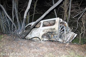 Viterbo - Pulmino in fiamme sulla Tuscanese