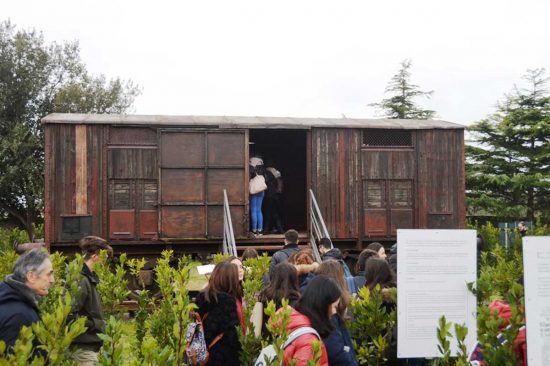 Tarquinia - Studenti in visita al memoriale della Shoah