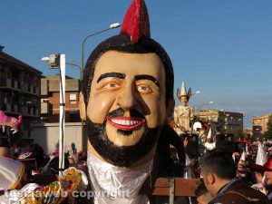 Civita Castellana - Carnevale 2018 - Il carro di Salvini