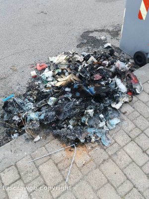Viterbo - I rifiuti bruciati 