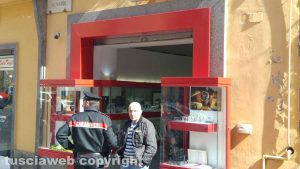 Viterbo - Rapina alla gioielleria Bracci