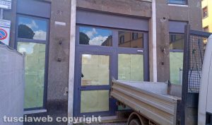 Viterbo - I lavori allo stabile di piazza del Teatro
