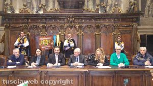 Viterbo - Comitato centro storico - Otto sbandieratrici in Nazionale