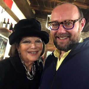 L'attrice Claudia Cardinale con Paolo Bianchini al Vecchio orologio 