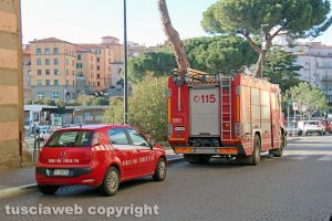 Viterbo - L'intervento dei vigili del fuoco in via Ascenzi