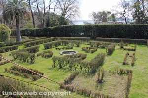 Capodimonte - L'isola Bisentina - Giardino all'italiana