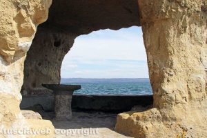 Capodimonte - L'isola Bisentina - Una tomba etrusca