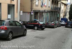 Viterbo - I carabinieri in via Cairoli