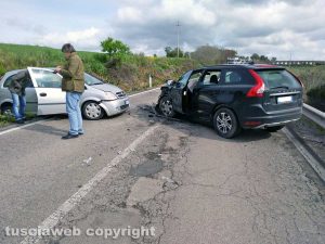 Tarquinia - Frontale tra auto sull'Aurelia bis