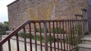 Il sopralluogo al cimitero di Fastello