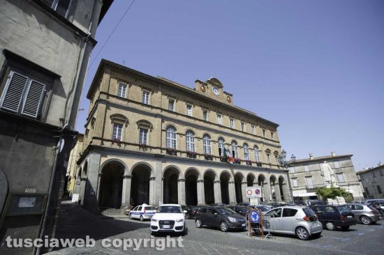 Acquapendente - Piazza del comune