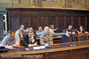 Viterbo - I banchi dell'opposizione in commissione