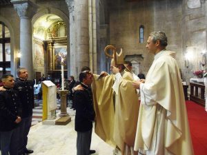 Viterbo - Il Sacramento della Confermazione a 40 giovani