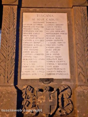 Il monumento ai Caduti di Tuscania 