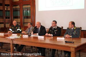 Prefettura - La firma del protocollo sulla videosorveglianza