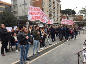 La protesta dei lavoratori del 118 