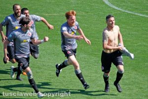 Sport - Calcio - Alessandria - L'esultanza dei grigi