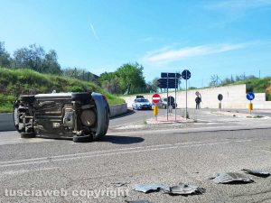 Viterbo - Incidente in strada Ponte Sodo