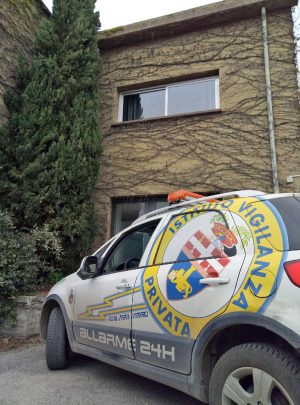 Viterbo - Sventato furto in villa dagli uomini dell'istituto di vigilanza privata 