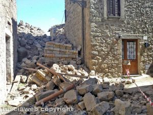Chia - Il crollo nel centro storico